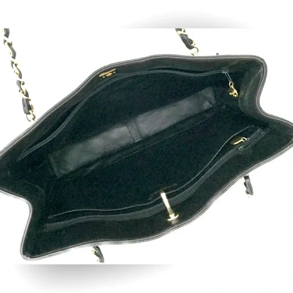 Chanel Black lambskin leather large Quilted Shoulder Bag with 24k Gold ptd Chain - Picture 9 of 16